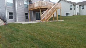 Side of House Retaining Wall | Extreme Green Lawn & Landscape | Germantown WI